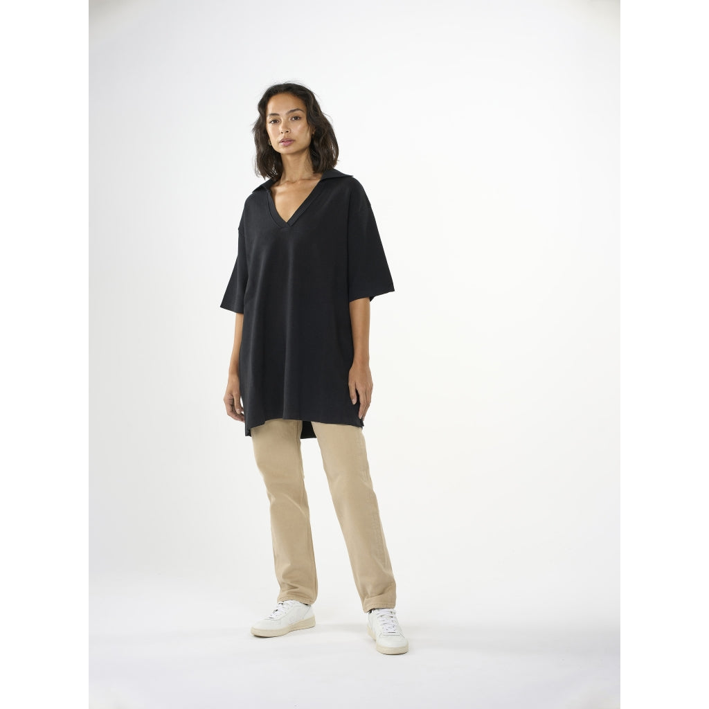 Polo long noir en maille de coton bio - loose polo cotton knit black jet