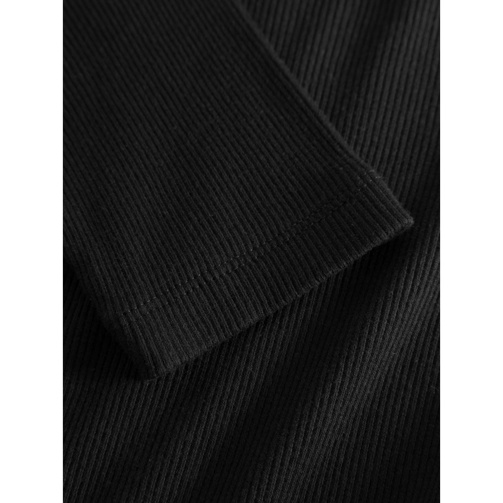 T-shirt côtelé en coton bio | noir "rib t-shirt black jet"