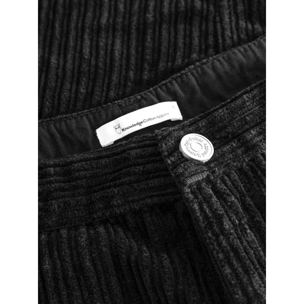 Jupe velours en coton bio | Noir "irregular corduroy skirt black jet"