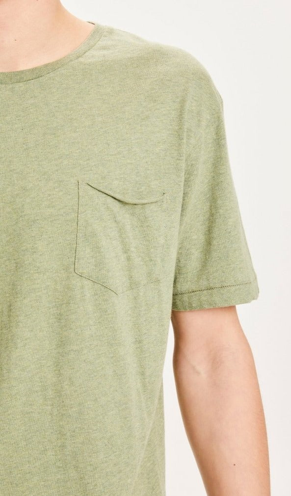 T-shirt vert chiné à poche en coton bio - Alder