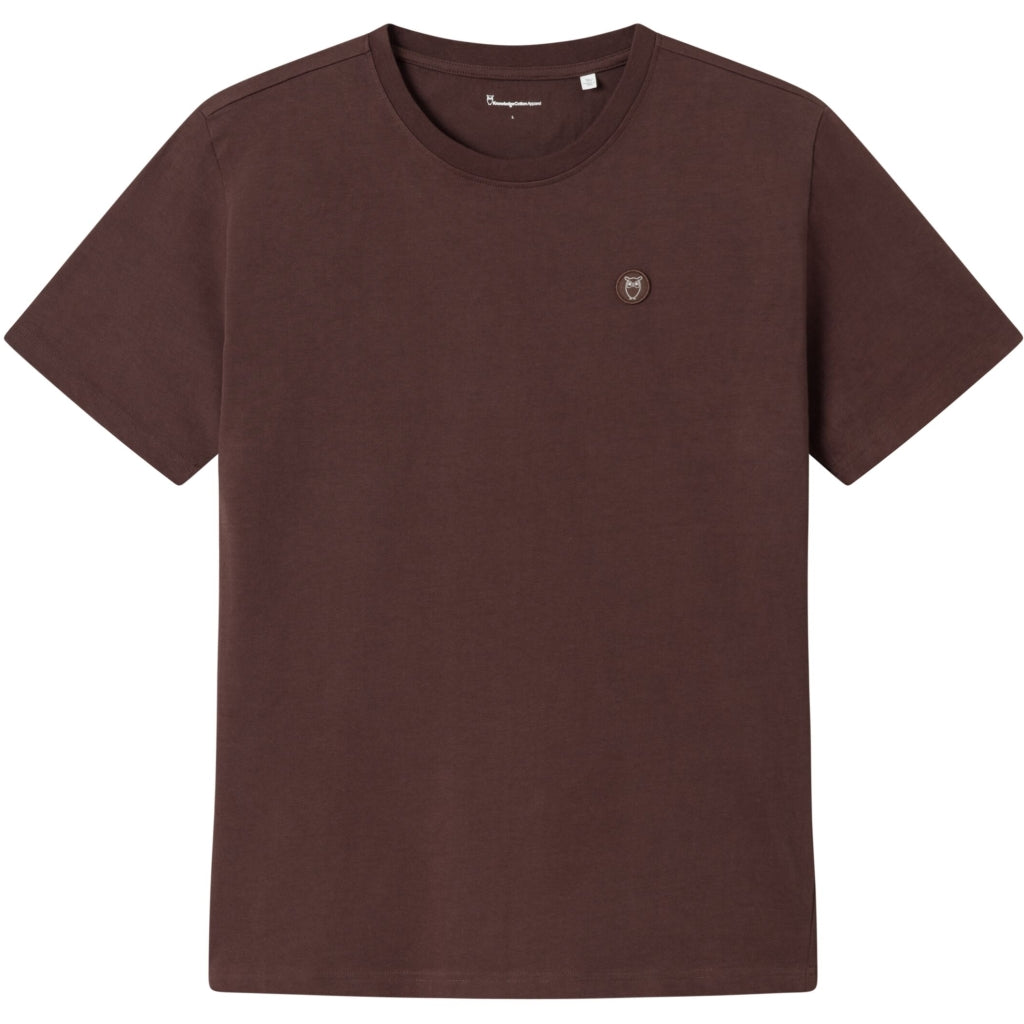 T-shirt à badge brodé en coton bio | Acajou "badge tee deep mahogany"