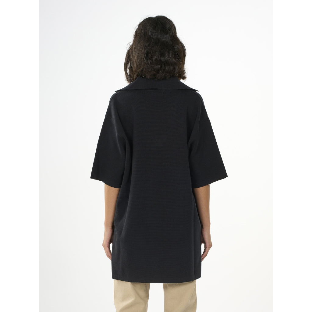 Polo long noir en maille de coton bio - loose polo cotton knit black jet