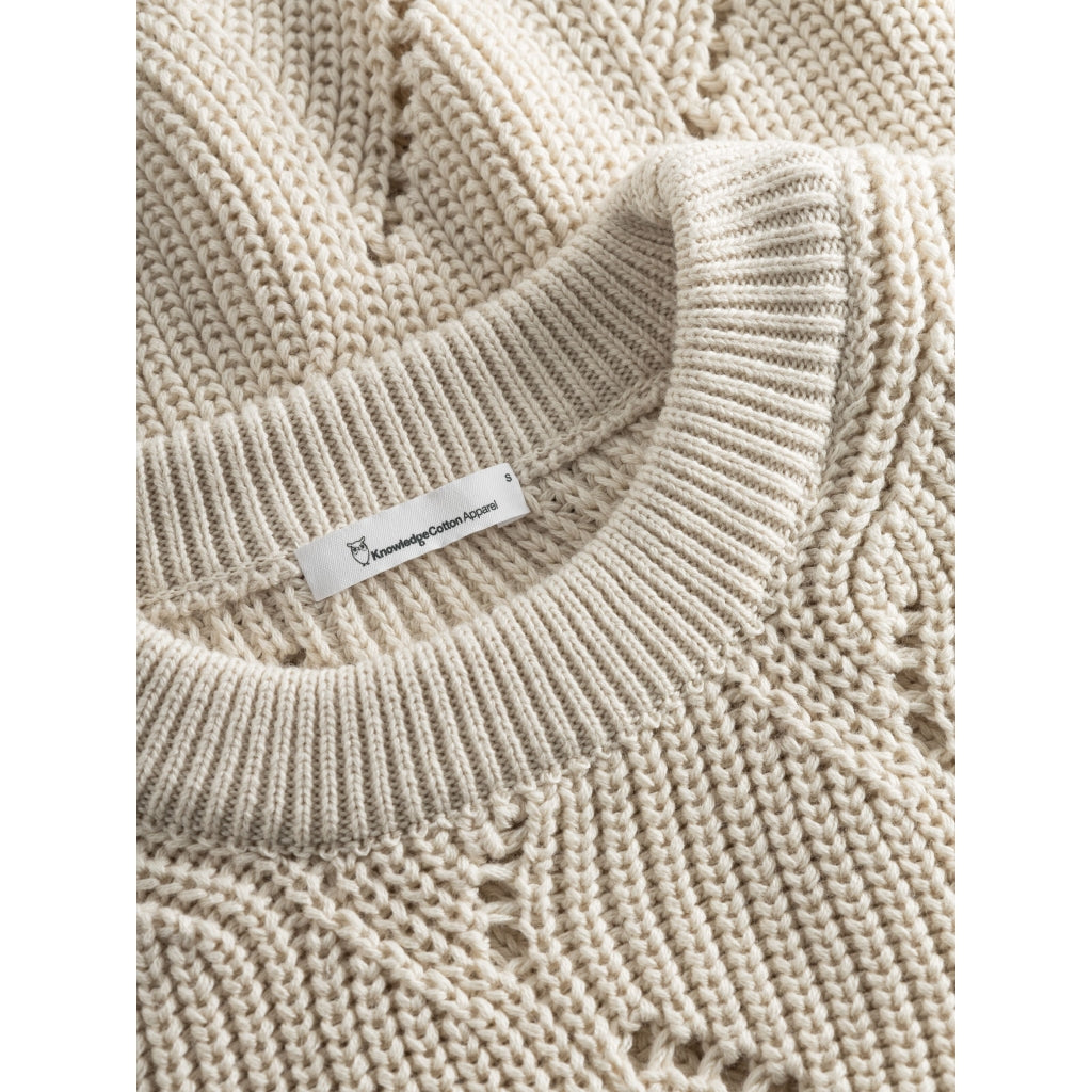Pull beige en coton bio tricoté - cotton cable crew neck buttercream