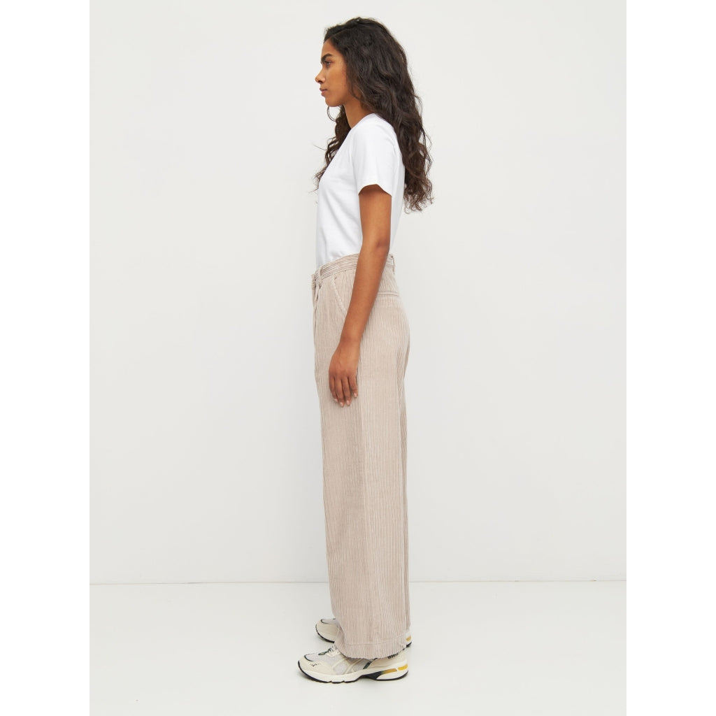 Pantalon velours en coton bio | Beige "posey wide corduroy light feather gray"