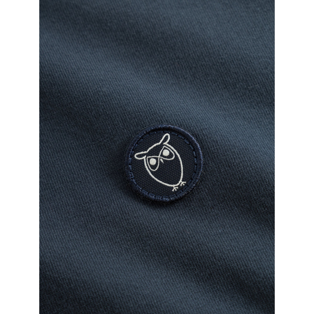 T-shirt à badge brodé en coton bio | Marine "badge tee total eclipse"