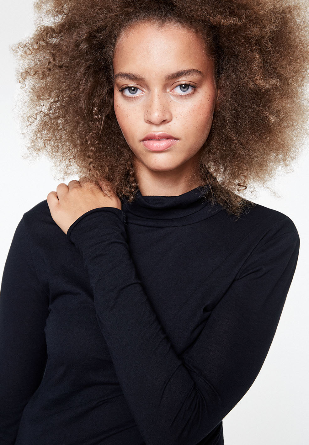 T-shirt manches longues col roulé noir en coton bio - Malenaa