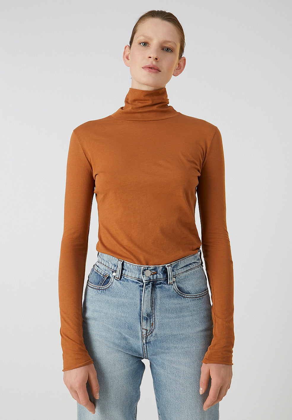 T-shirt manches longues col roulé marron en coton bio - Malenaa