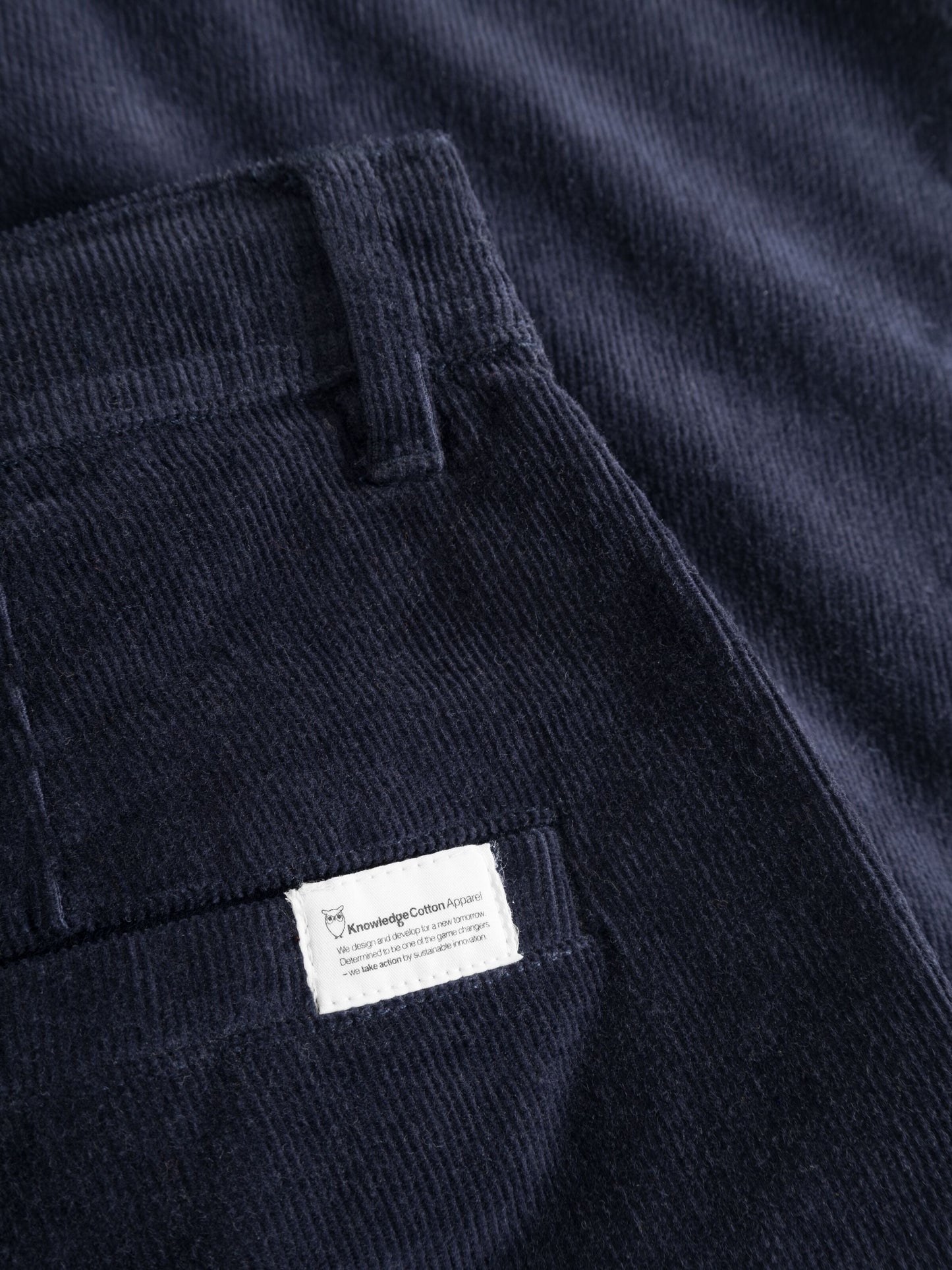 Pantalon droit velours en coton bio | marine "flint wide corduroy chino pants night sky"