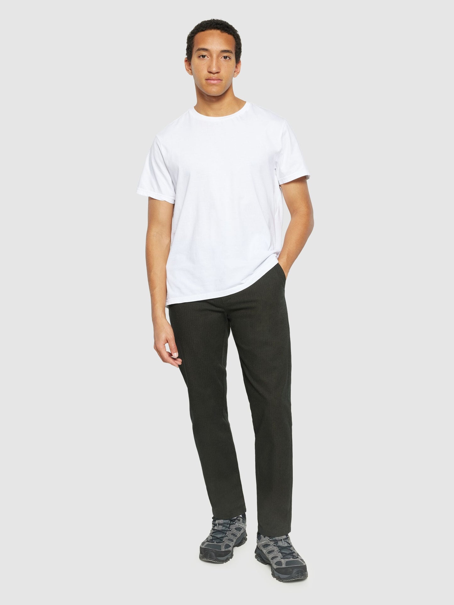 Pantalon flanelle droit en coton bio | vert "chuck regular flannel herringbone chinos forrest night"