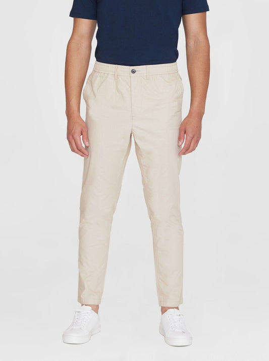 Pantalon droit en coton bio | Beige "tim tapered poplin light feather gray"