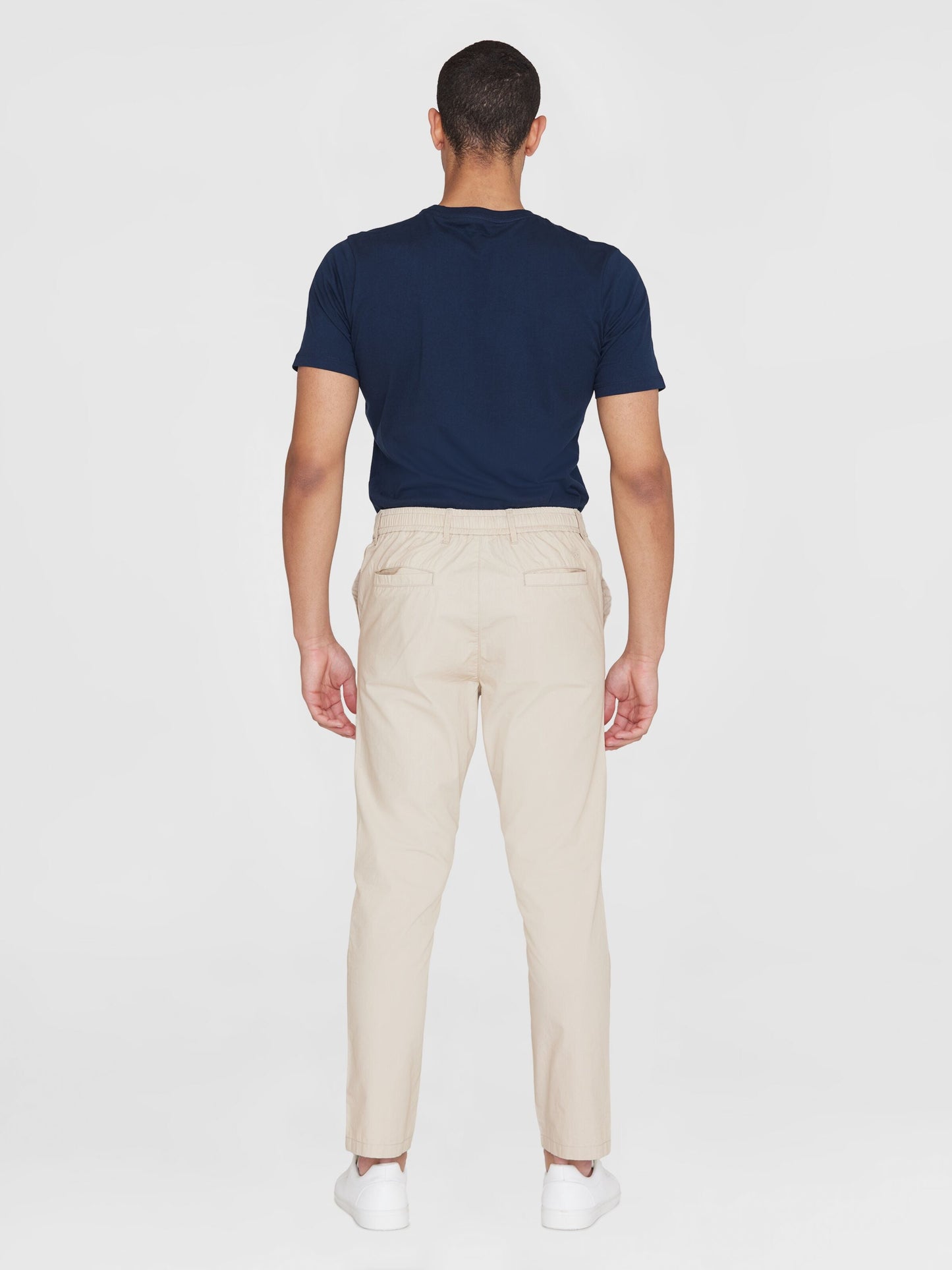 Pantalon droit en coton bio | Beige "tim tapered poplin light feather gray"