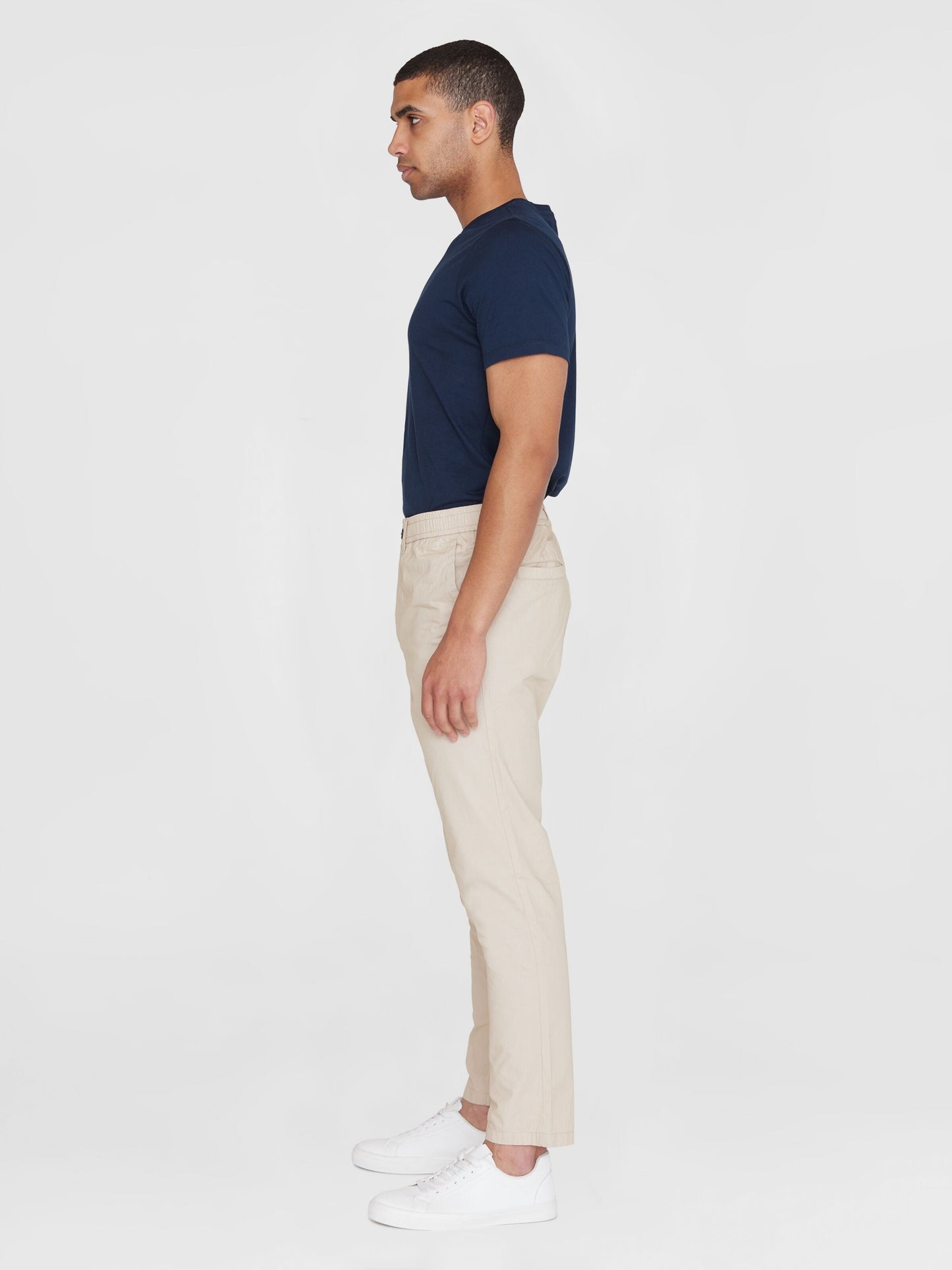Pantalon droit en coton bio | Beige "tim tapered poplin light feather gray"