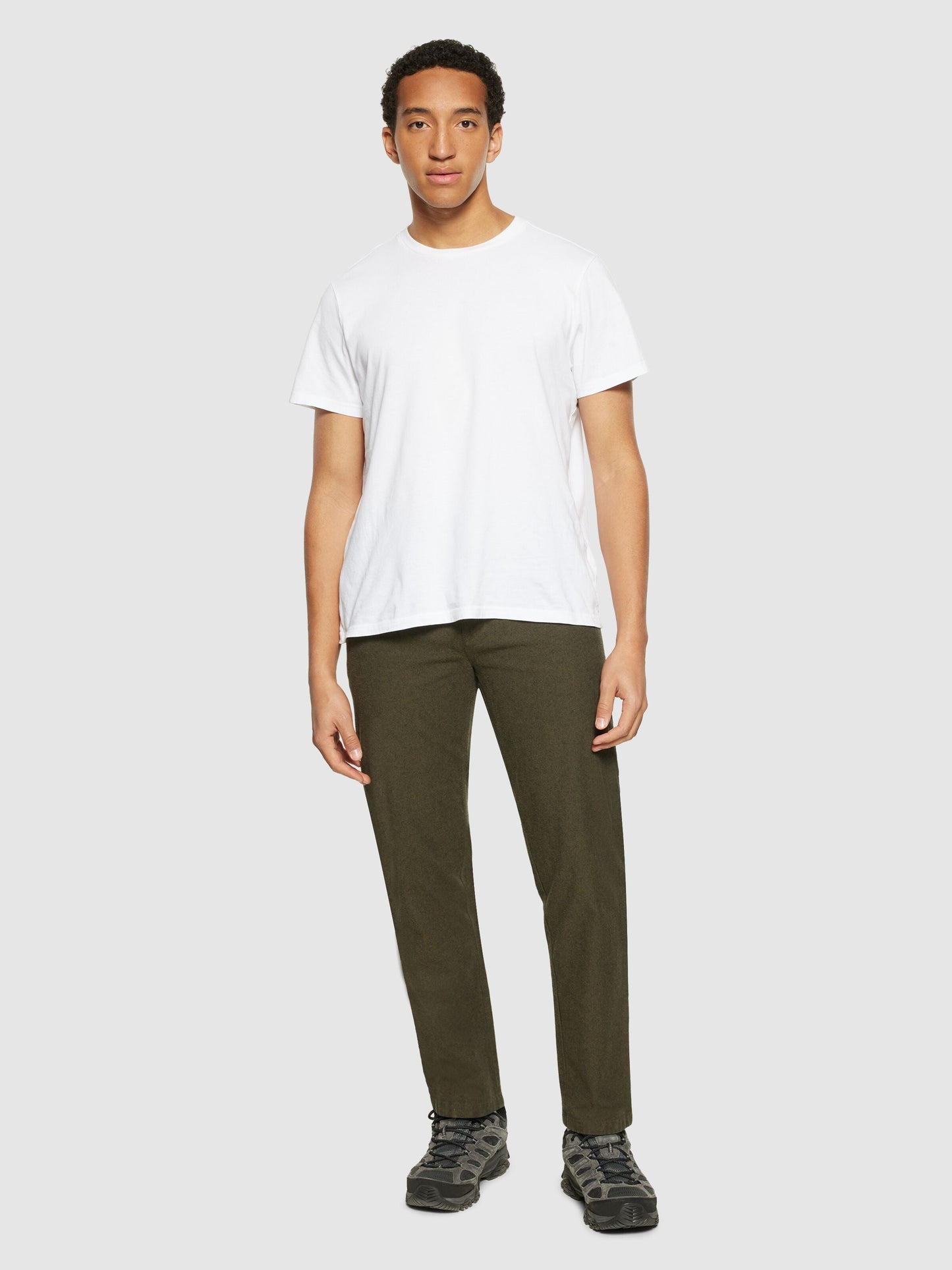 Pantalon droit en coton bio | kaki "chuck regular flannel chino pants dark olive"