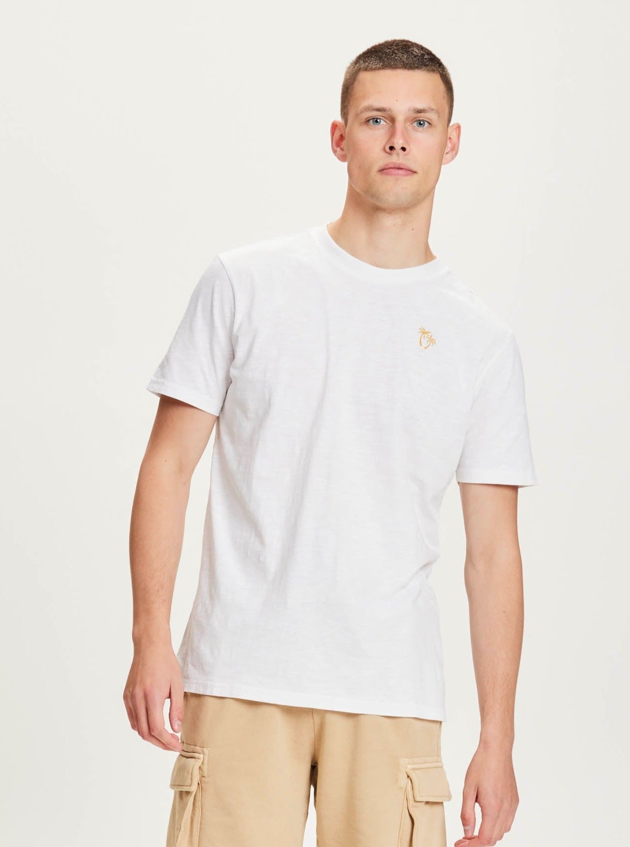 T-shirt blanc brodé palmiers en coton bio - alder slub bright white
