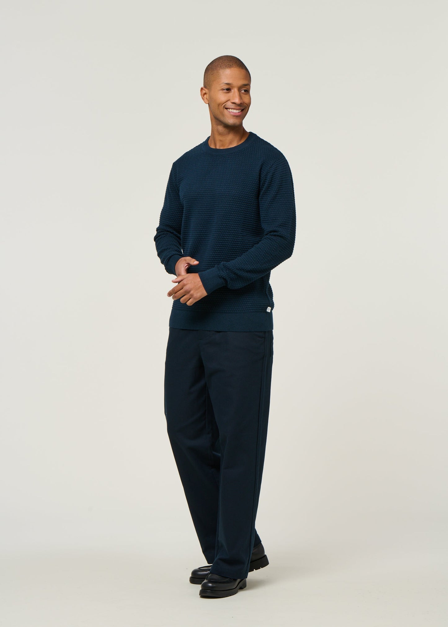 Pull en coton bio | marine "vagn regular bubble knit crew neck total eclipse"