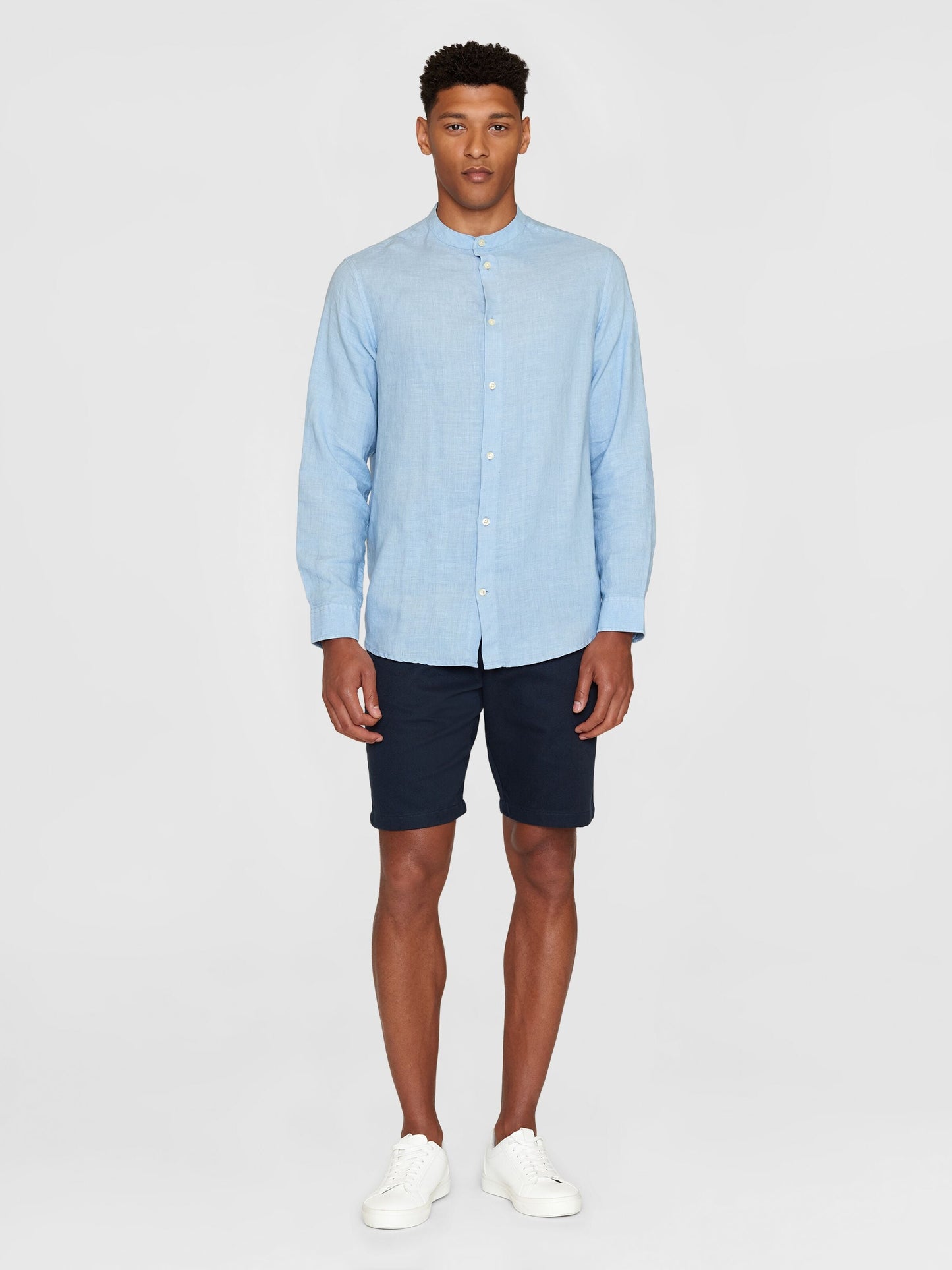 Chemise col mao en lin bio | Bleu "regular linen stand collar asley blue"