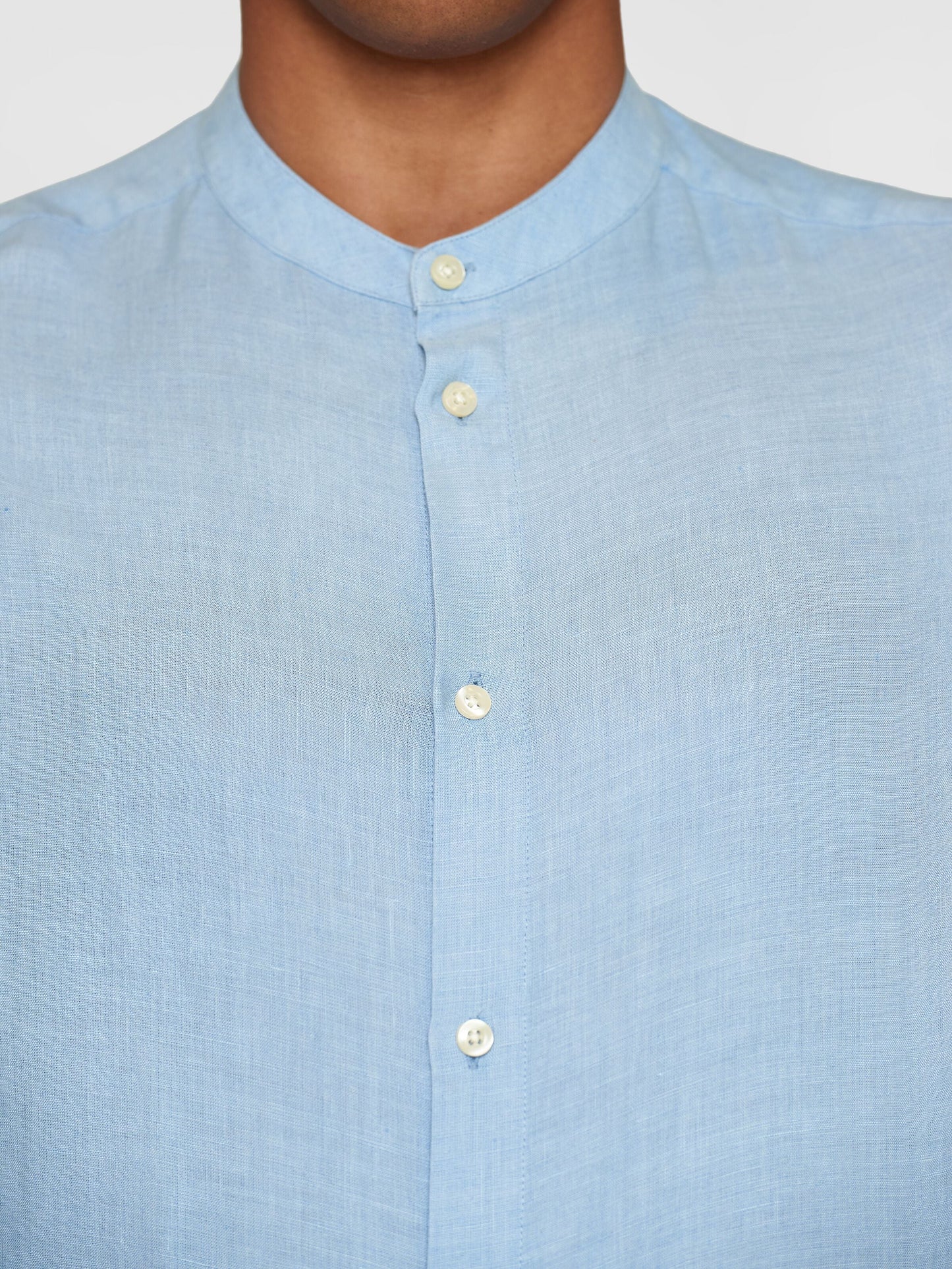 Chemise col mao en lin bio | Bleu "regular linen stand collar asley blue"