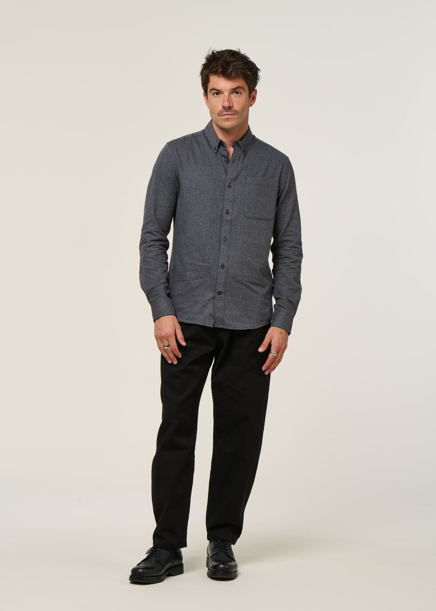 Chemise en coton bio | gris "regular fit melangé flannel shirt dark grey melange"