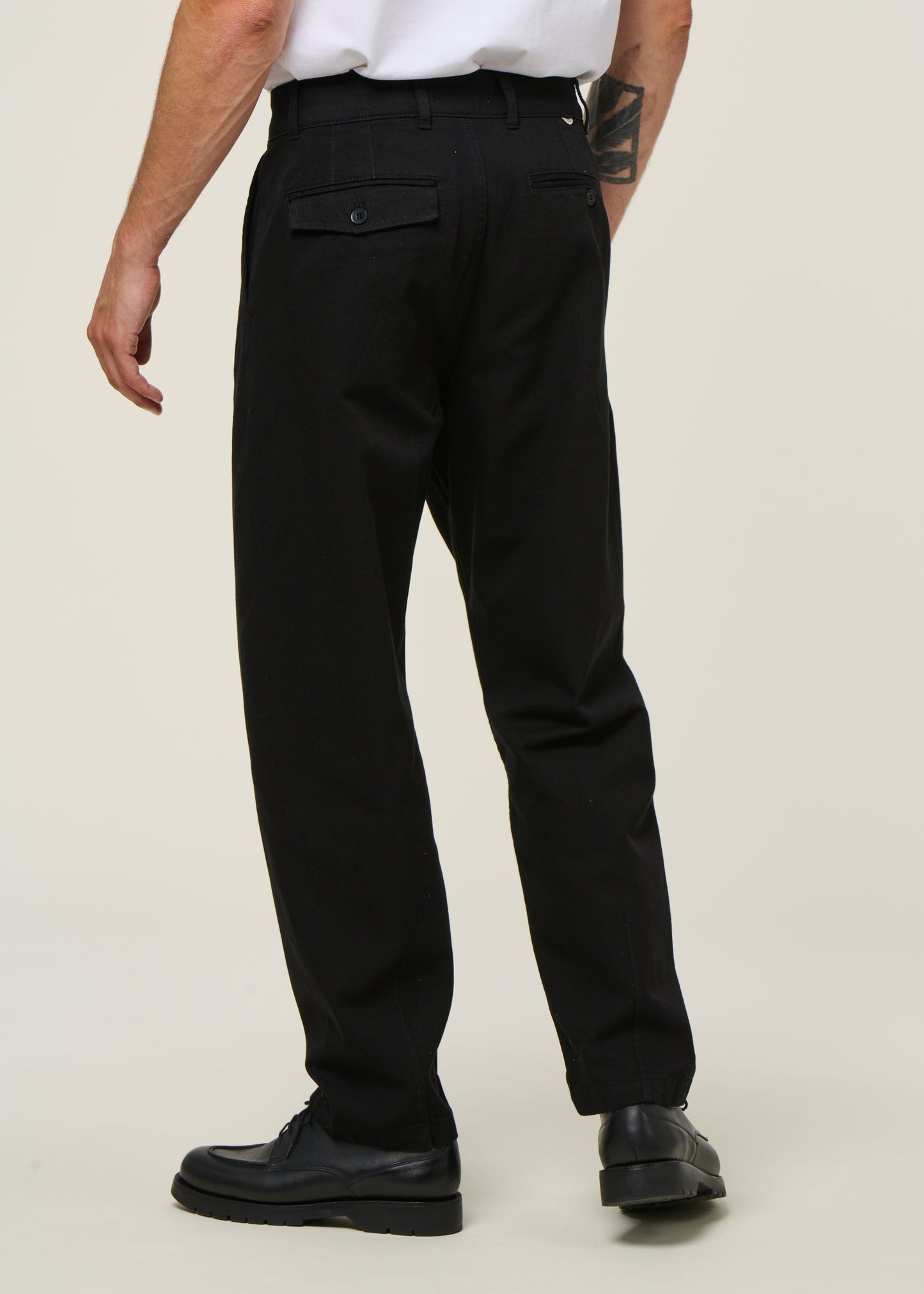 Pantalon large en coton bio | noir "wotan black"