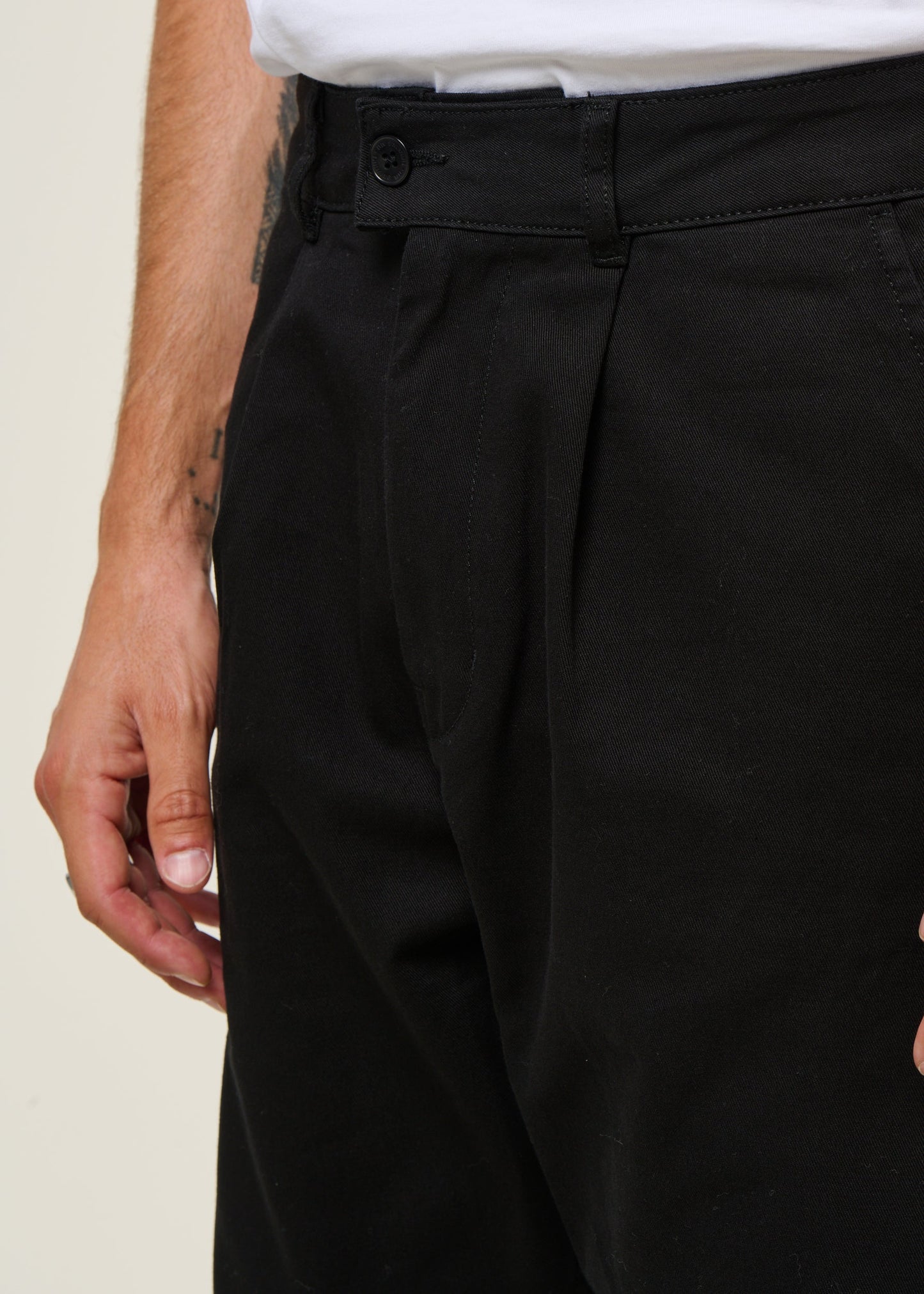 Pantalon large en coton bio | noir "wotan black"