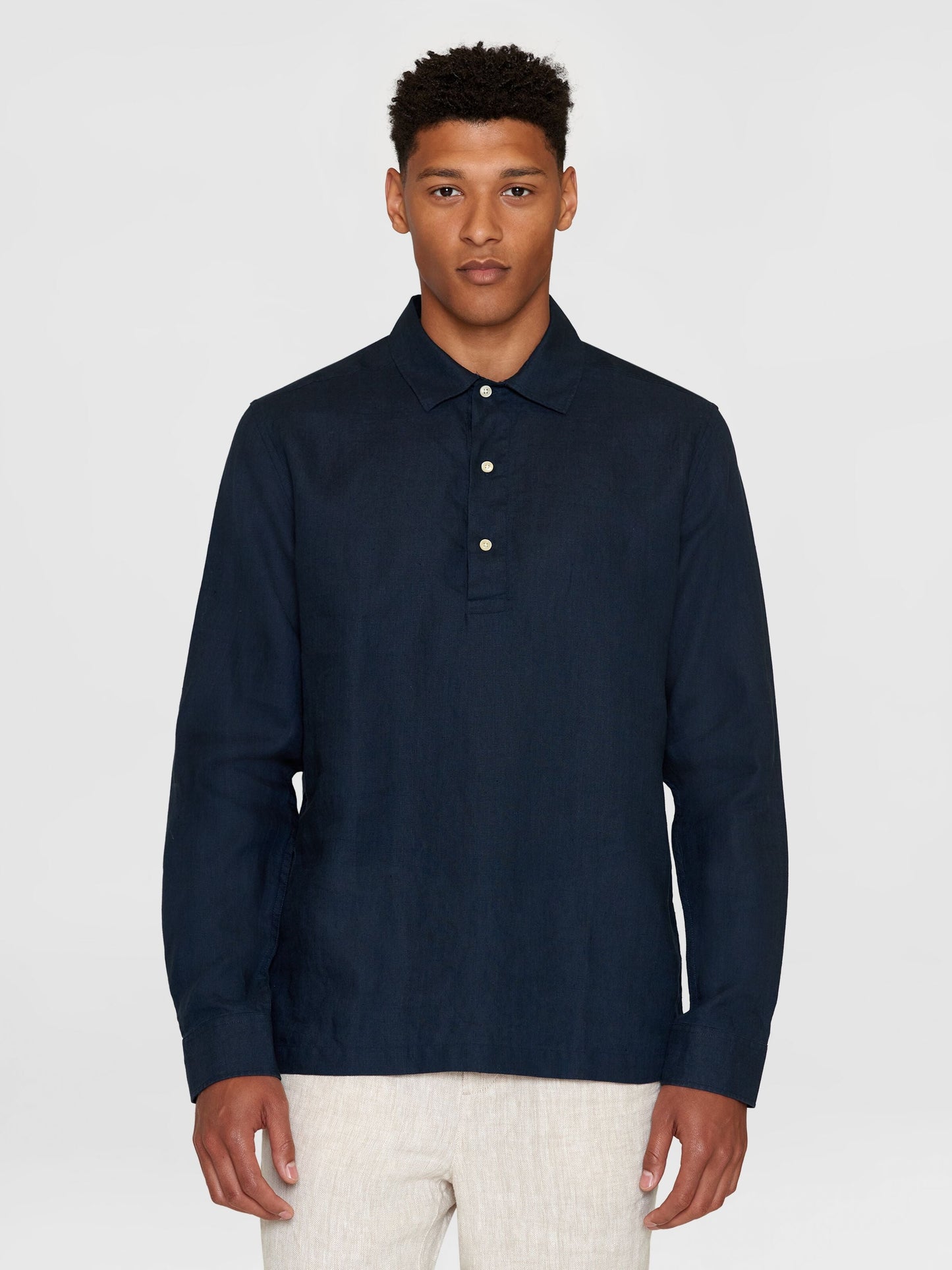 Polo manches longues en lin bio | Marine "loose linen polo shirt total eclipse"