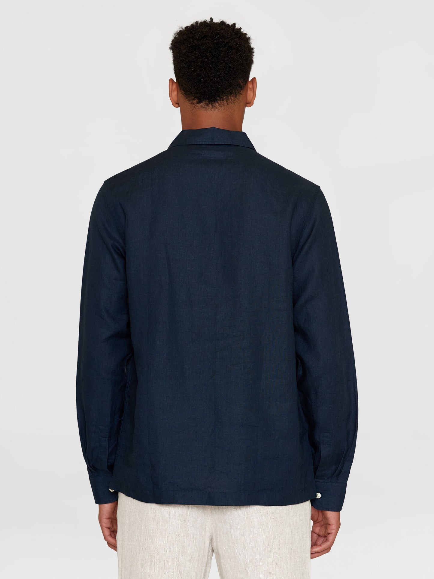 Polo manches longues en lin bio | Marine "loose linen polo shirt total eclipse"