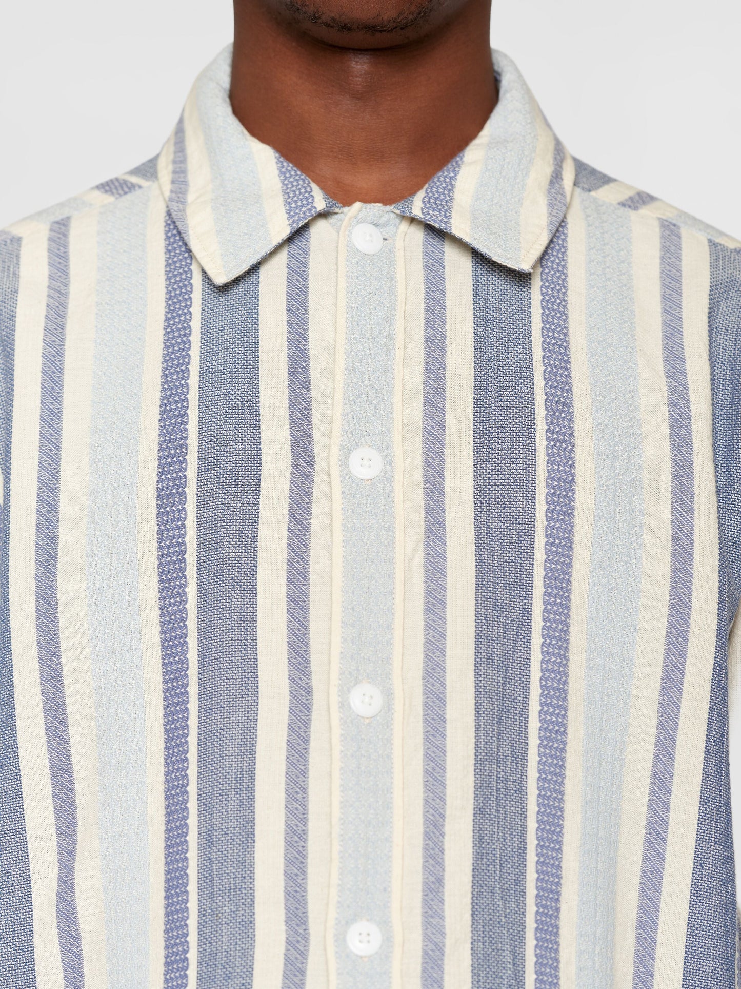 Chemise en coton bio | rayée bleue 'loose jacquard woven striped shirt blue stripe'