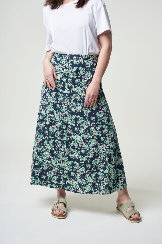 Jupe longue fleurie en ecovero - saalanja ditsy floral night sky