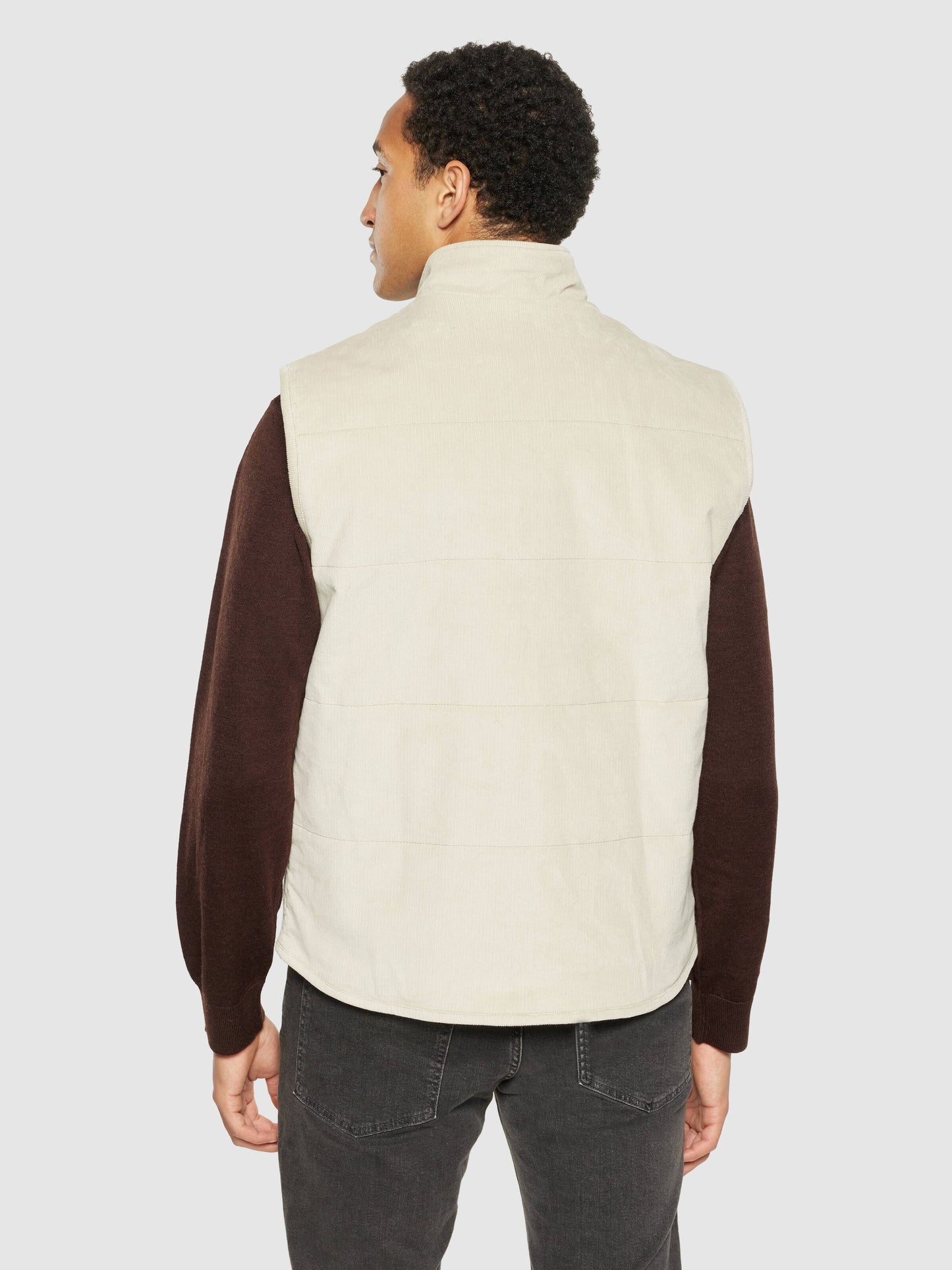Veste sans manches en coton bio et matière recyclée | écru "11-wales corduroy vest light feather gray"