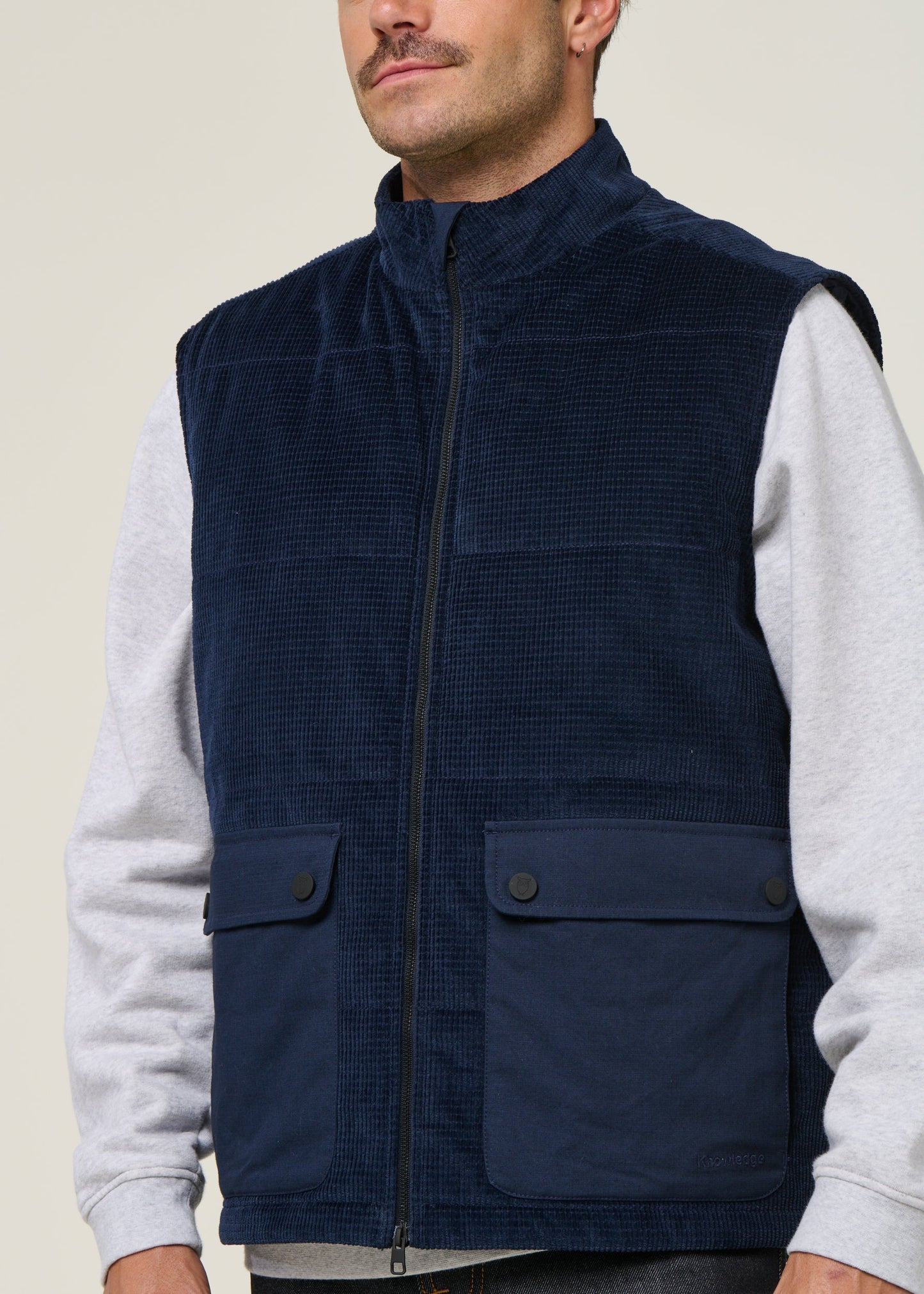 Veste sans manche velours en coton bio et matière recyclée | marine "organic cotton corduroy vest - night sky"