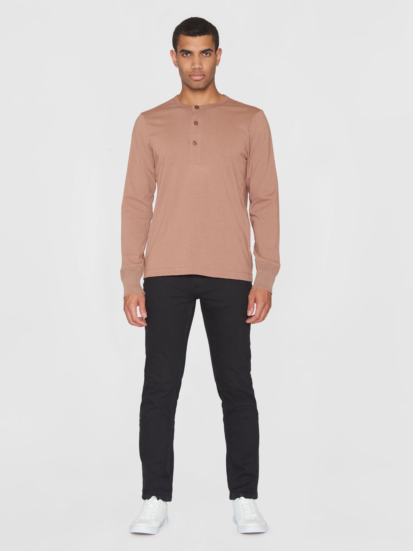 T-shirt manches longues en coton bio | Marron "bo long sleeve henley chocolate malt"
