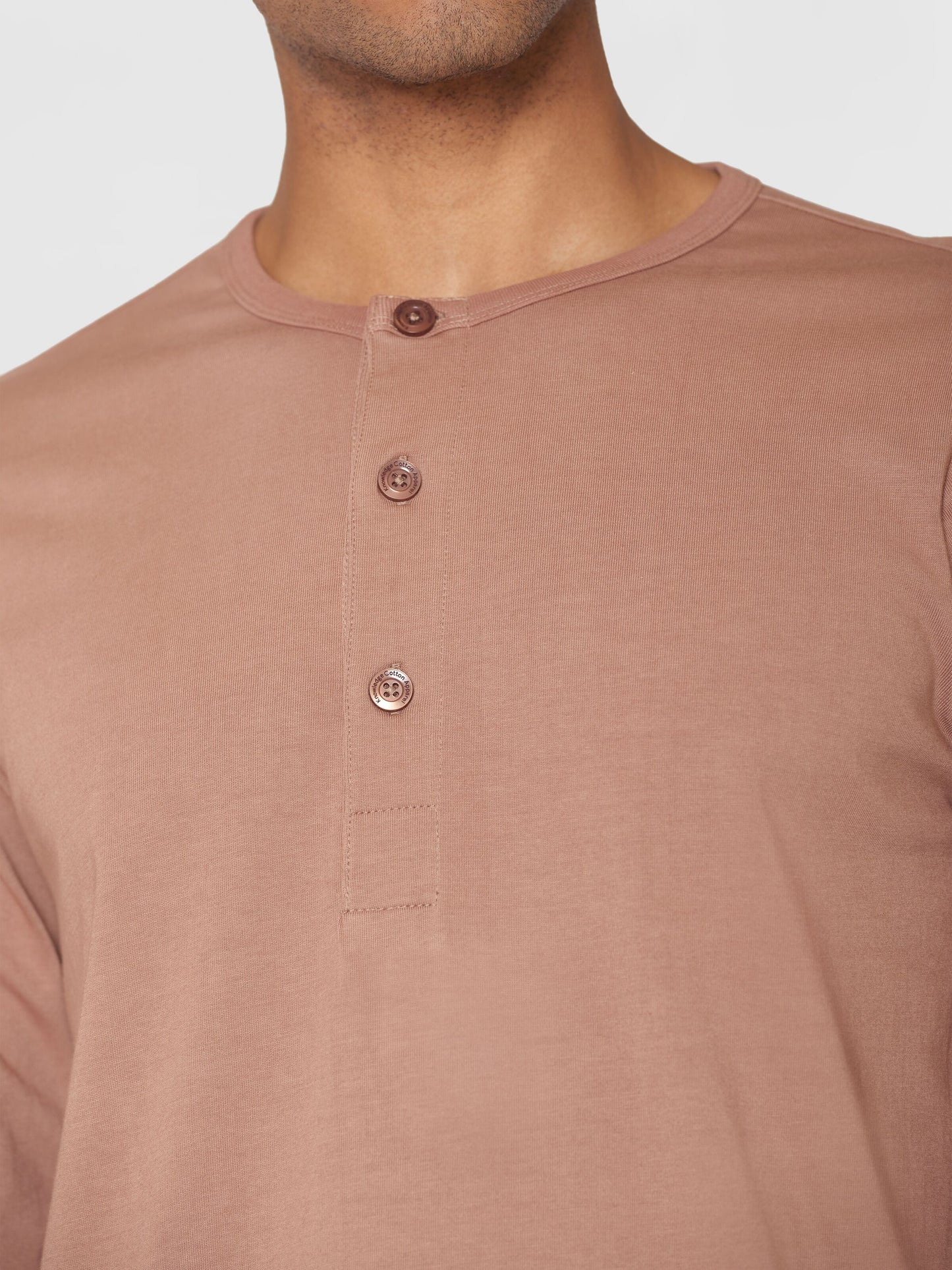 T-shirt manches longues en coton bio | Marron "bo long sleeve henley chocolate malt"
