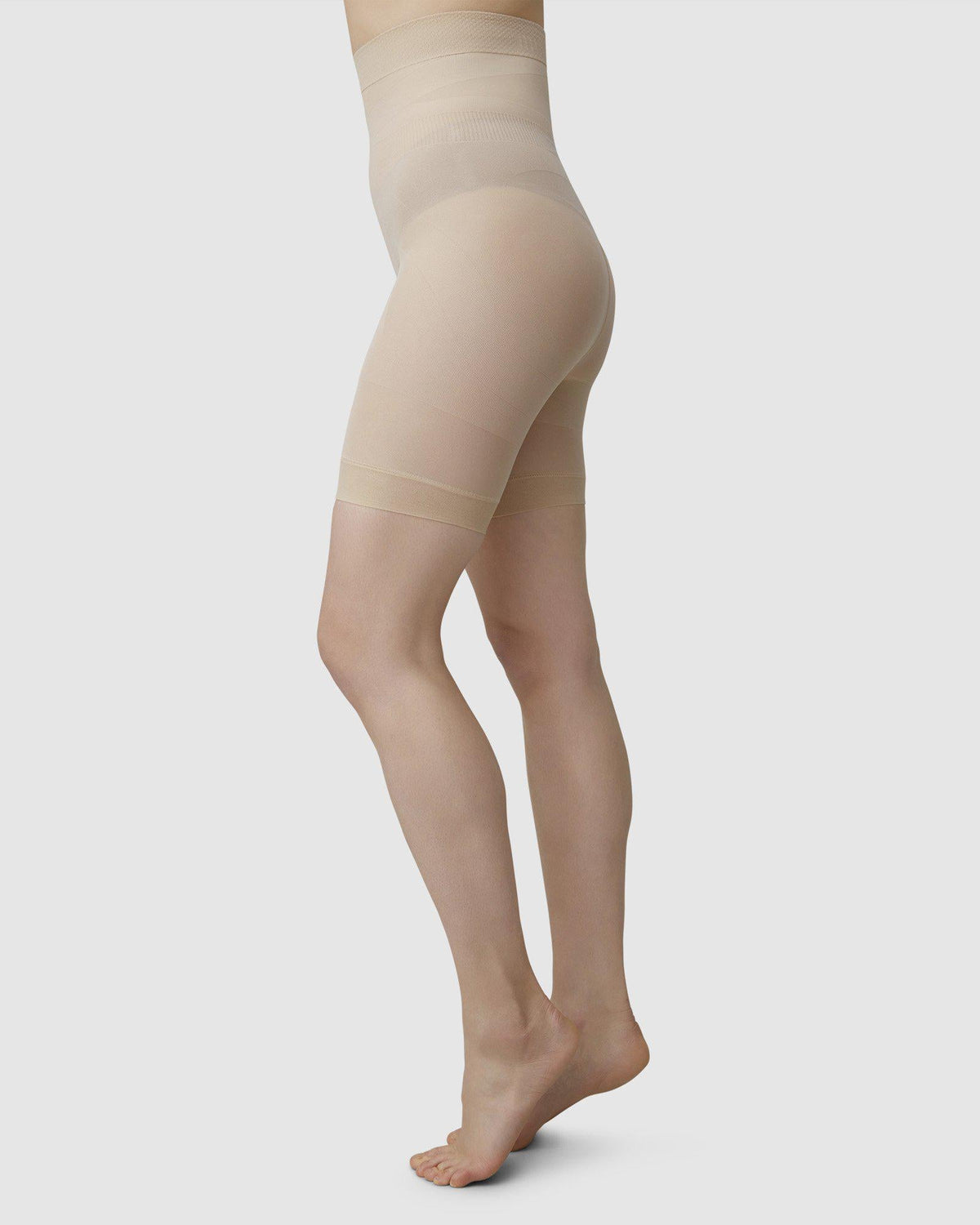 Short gainant en recyclé | beige "julia shaping shorts nude light"