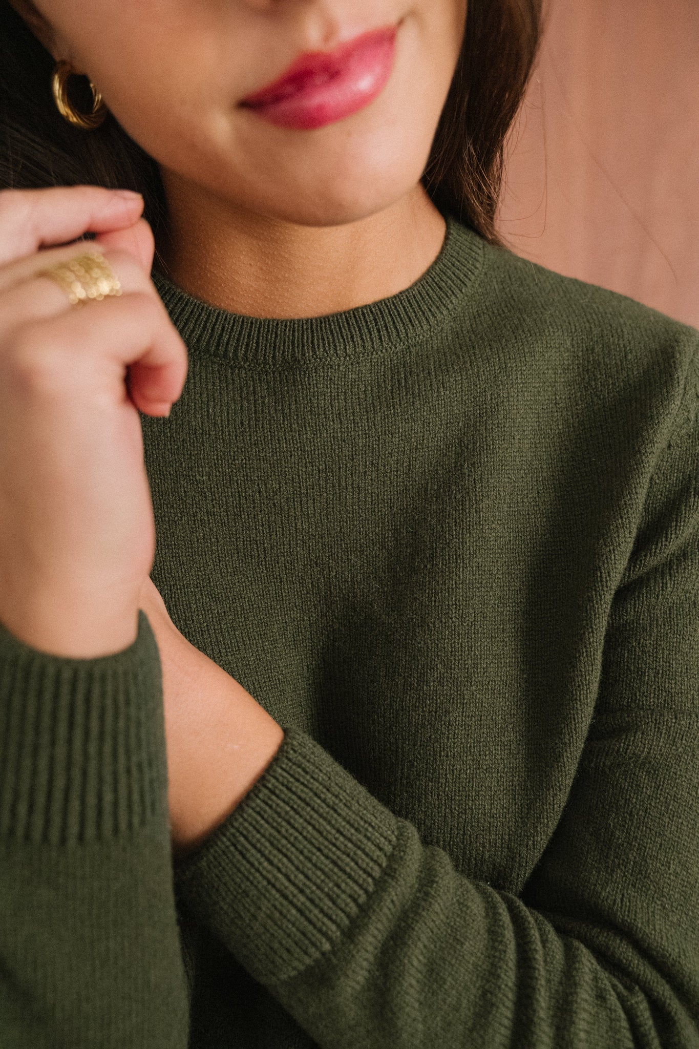 Pull droit en laine mérinos recyclée | olive