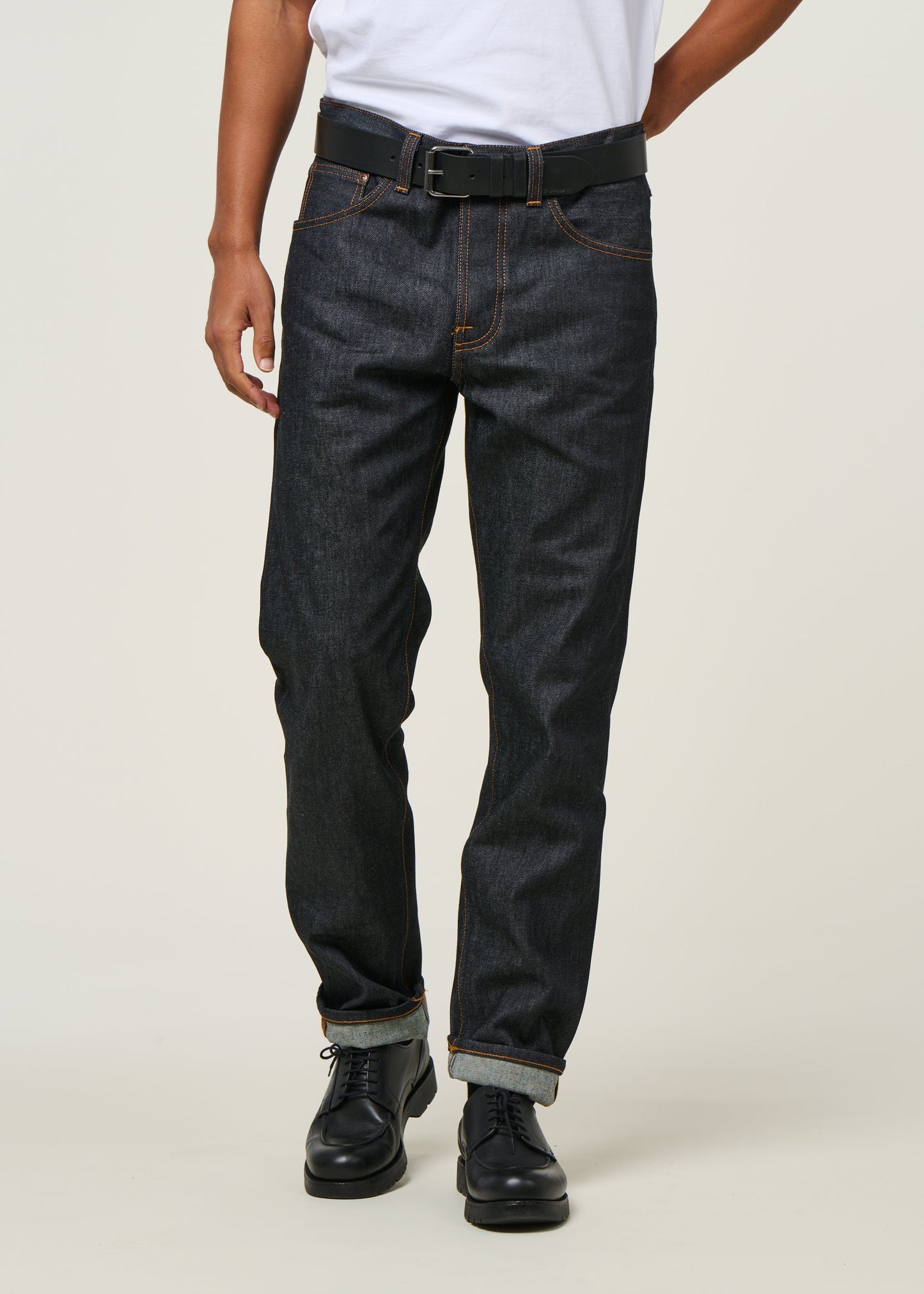 Jean fuselé en coton bio | brut "steady eddie ii dry heavy"