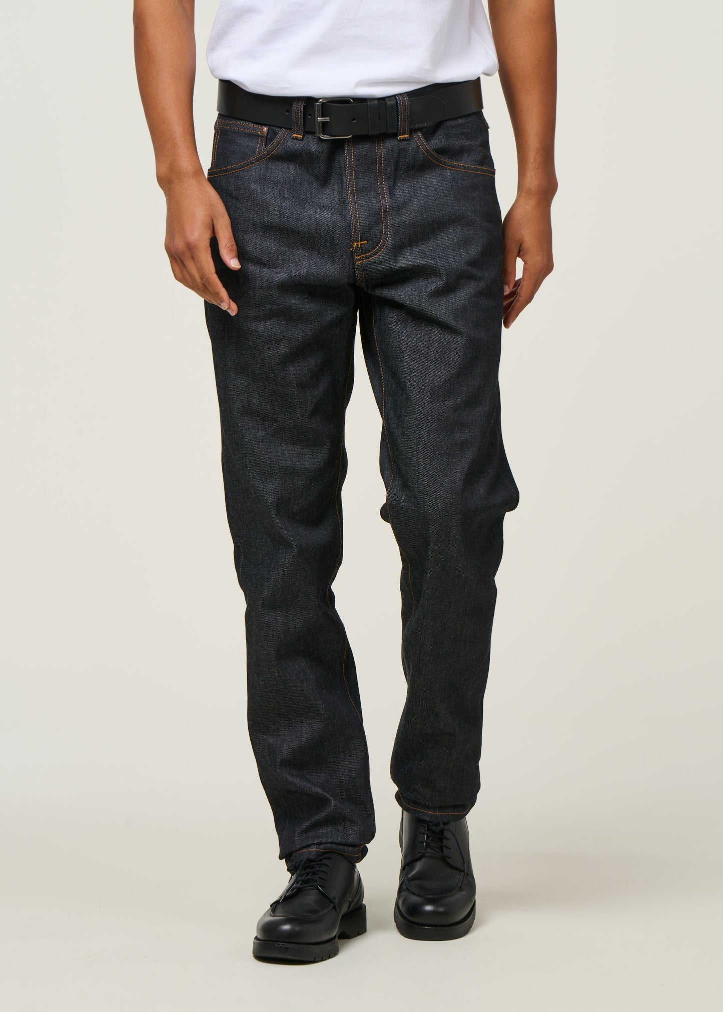 Jean fuselé en coton bio | brut "steady eddie ii dry heavy"