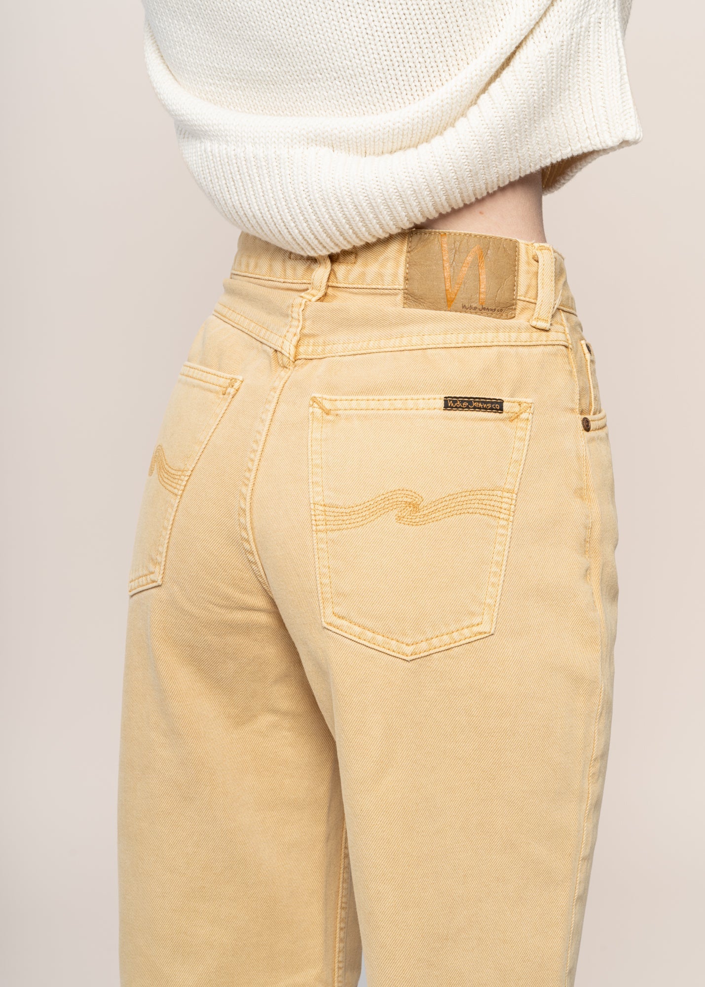 Jean ample en coton bio | ocre 'clean eileen ochre'