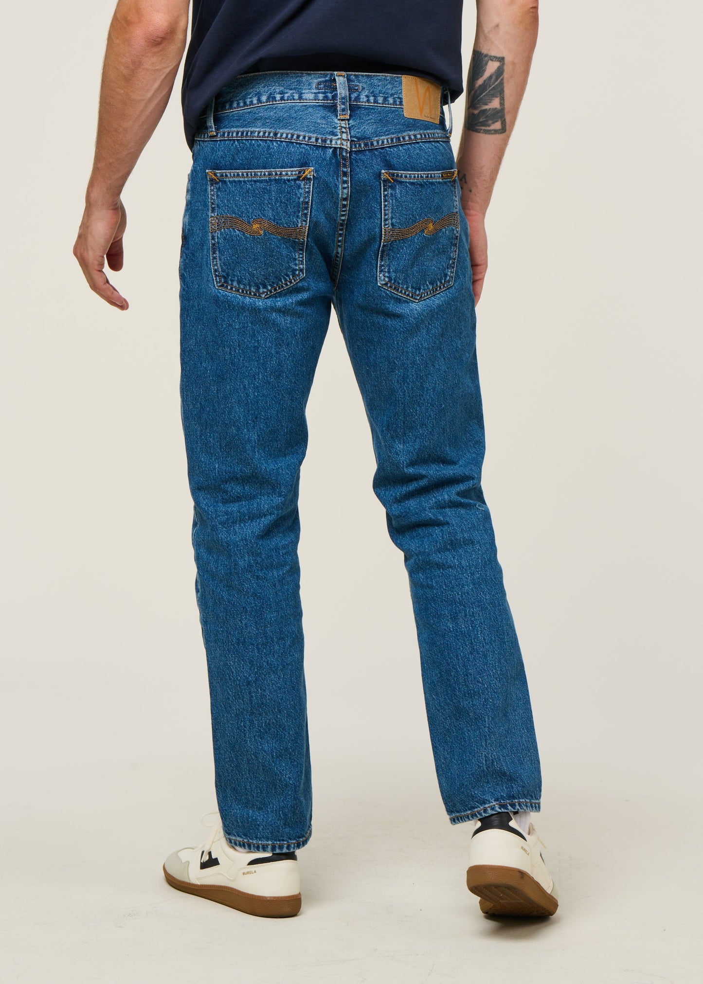 Jean droit en coton biologique | bleu "gritty jackson morning mist - mid blue wash"