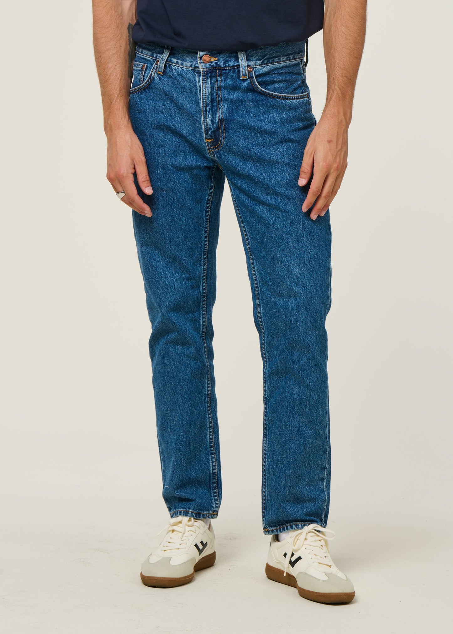 Jean droit en coton biologique | bleu "gritty jackson morning mist - mid blue wash"