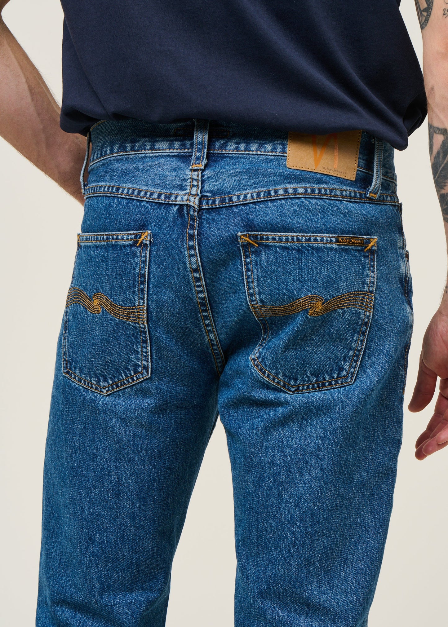 Jean droit en coton biologique | bleu "gritty jackson morning mist - mid blue wash"