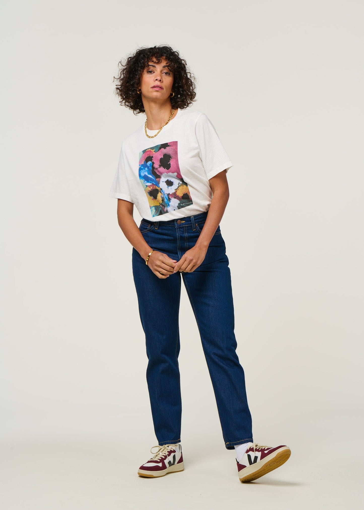 Jean mom en coton bio | bleu foncé "breezy britt 60s blue"