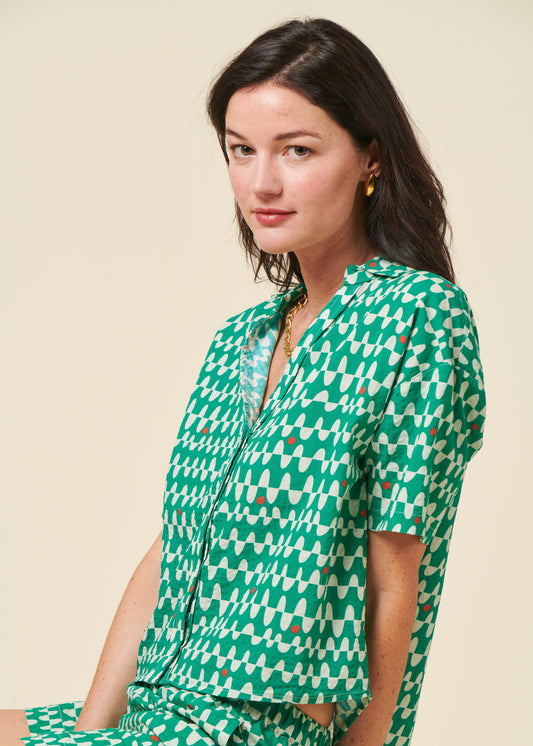 Chemise en coton biologique | vert "Sunset cropped blouse green - green"