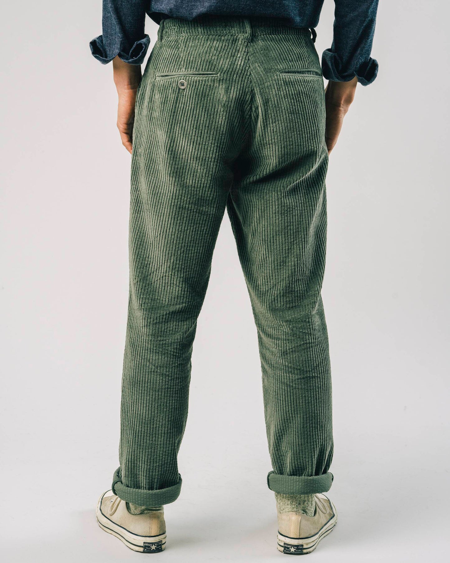 Pantalon droit velours côtelé de coton bio - corduroy stone green