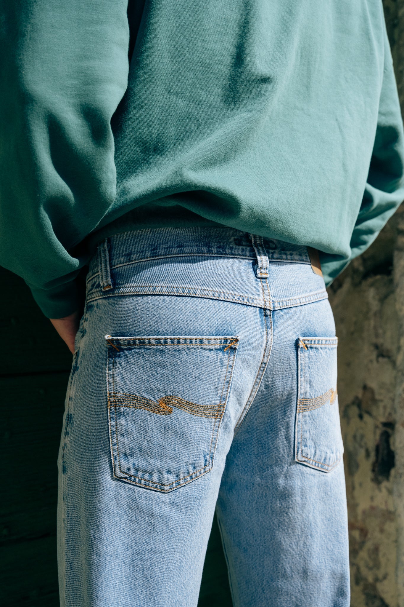 Jean droit en coton bio | bleu clair "gritty jackson summer clouds"