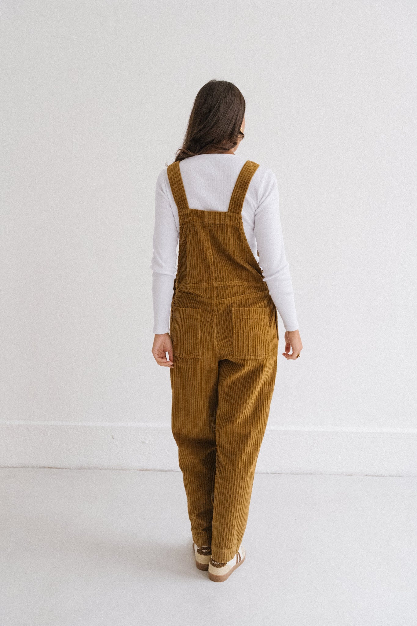 Salopette velours en coton bio | camel "light oak corduroy luz jumpsuit - brown"