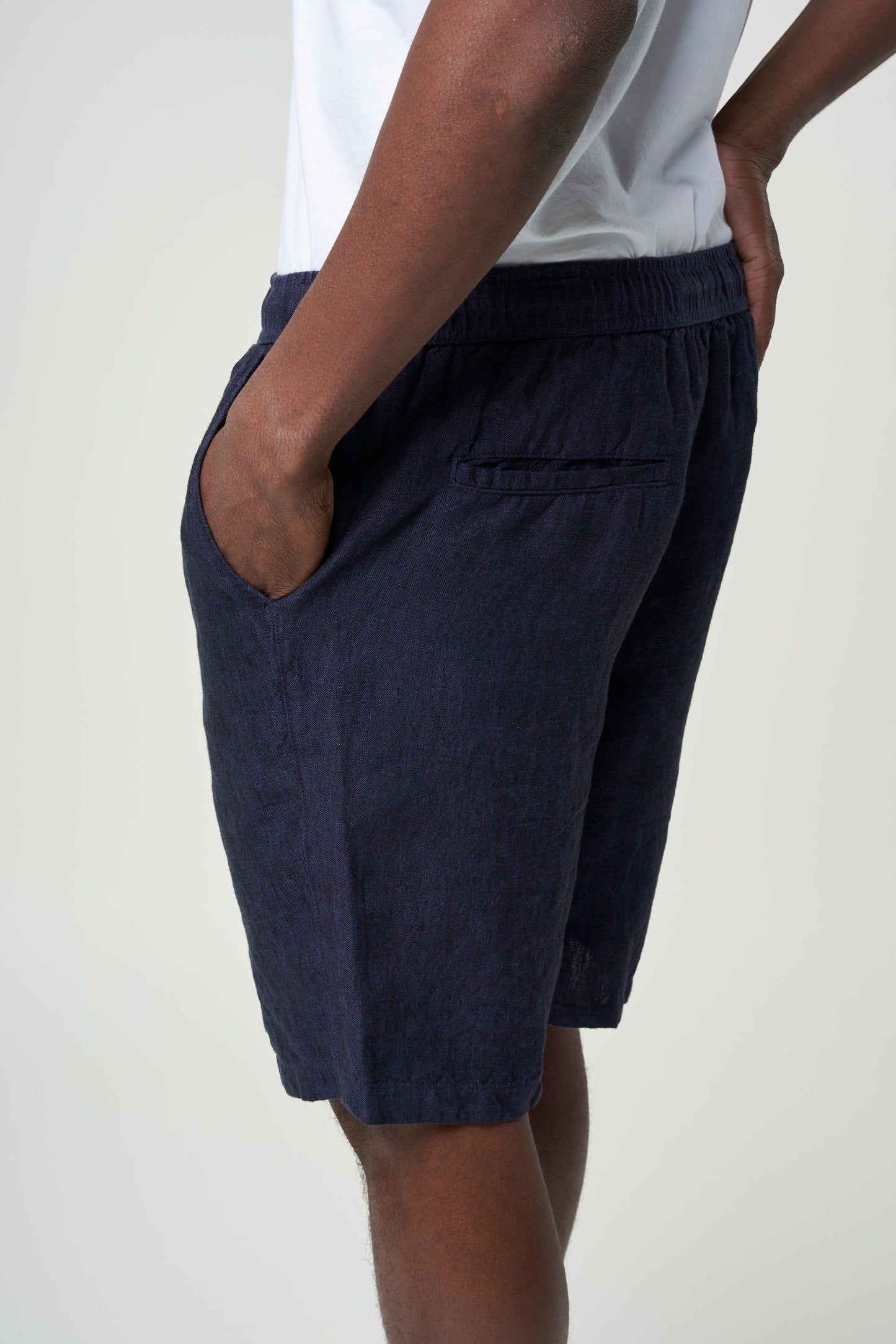 Short en lin bio | Marine "fig loose linen shorts total eclipse"