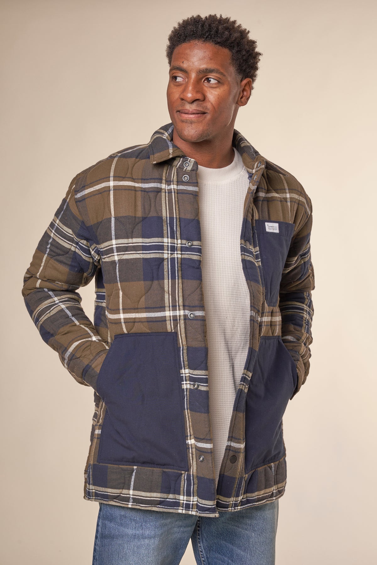 Veste matelassée en coton bio et matière recyclée | Carreaux "checked quilted overshirt green check"
