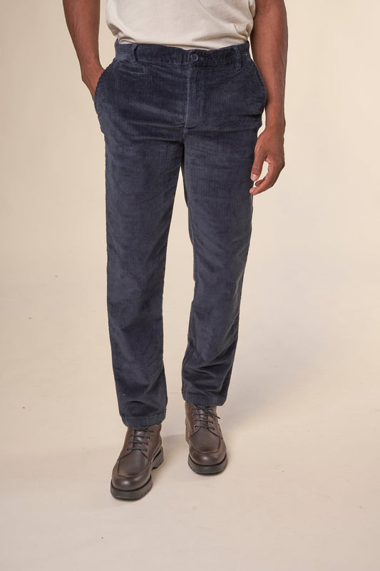 Pantalon chino en velours de coton bio | marine "chuck regular corduroy chino total eclipse"