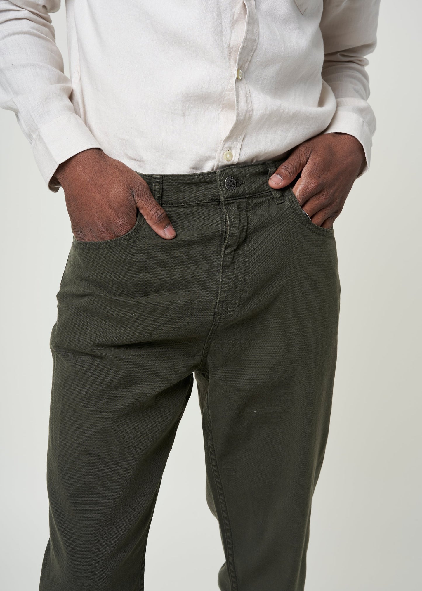 Pantalon vert forêt en sergé de coton bio - tim canvas relaxed fit forrest night