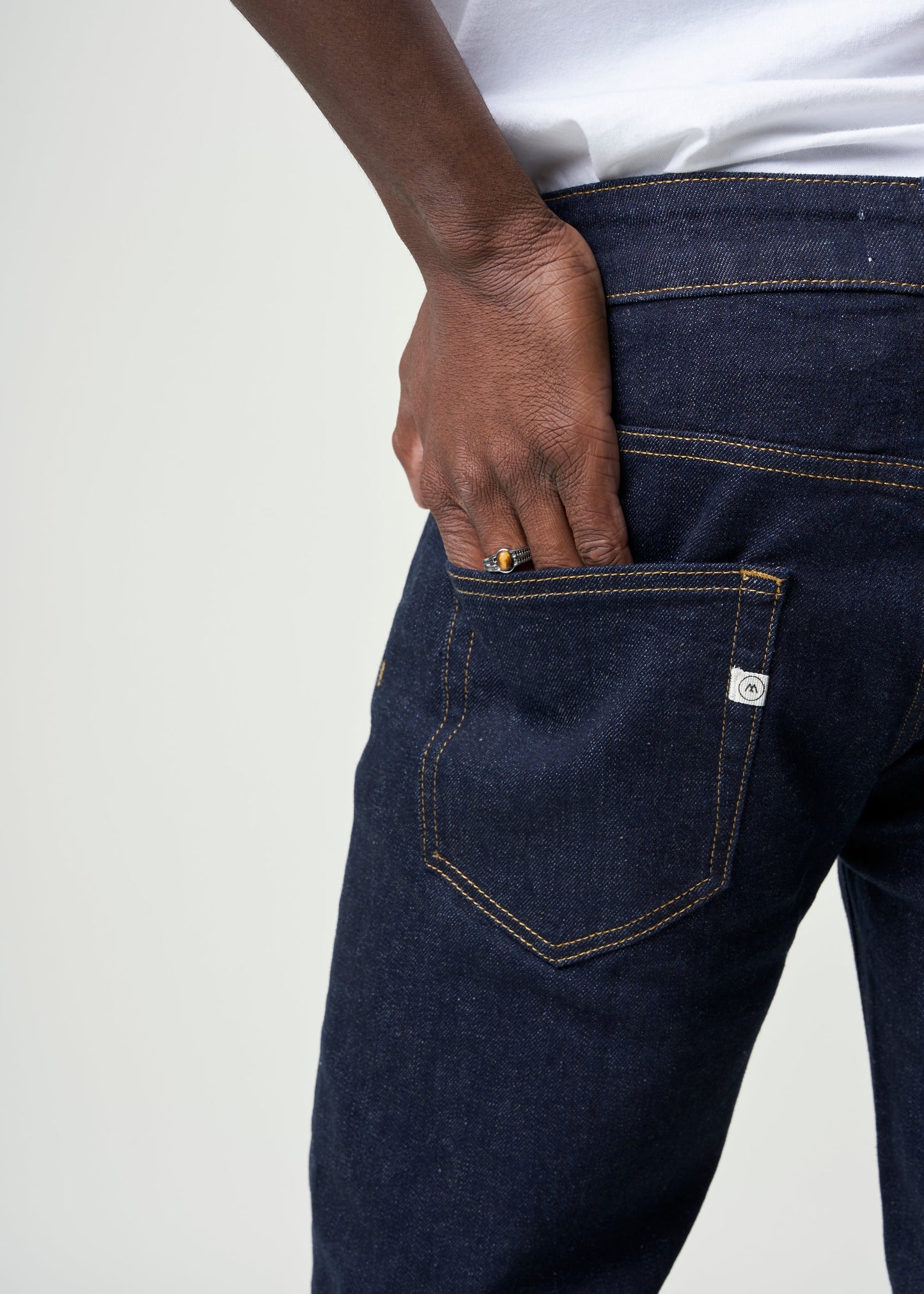 Jean droit en coton bio | bleu brut "Regular Bryce Strong blue"